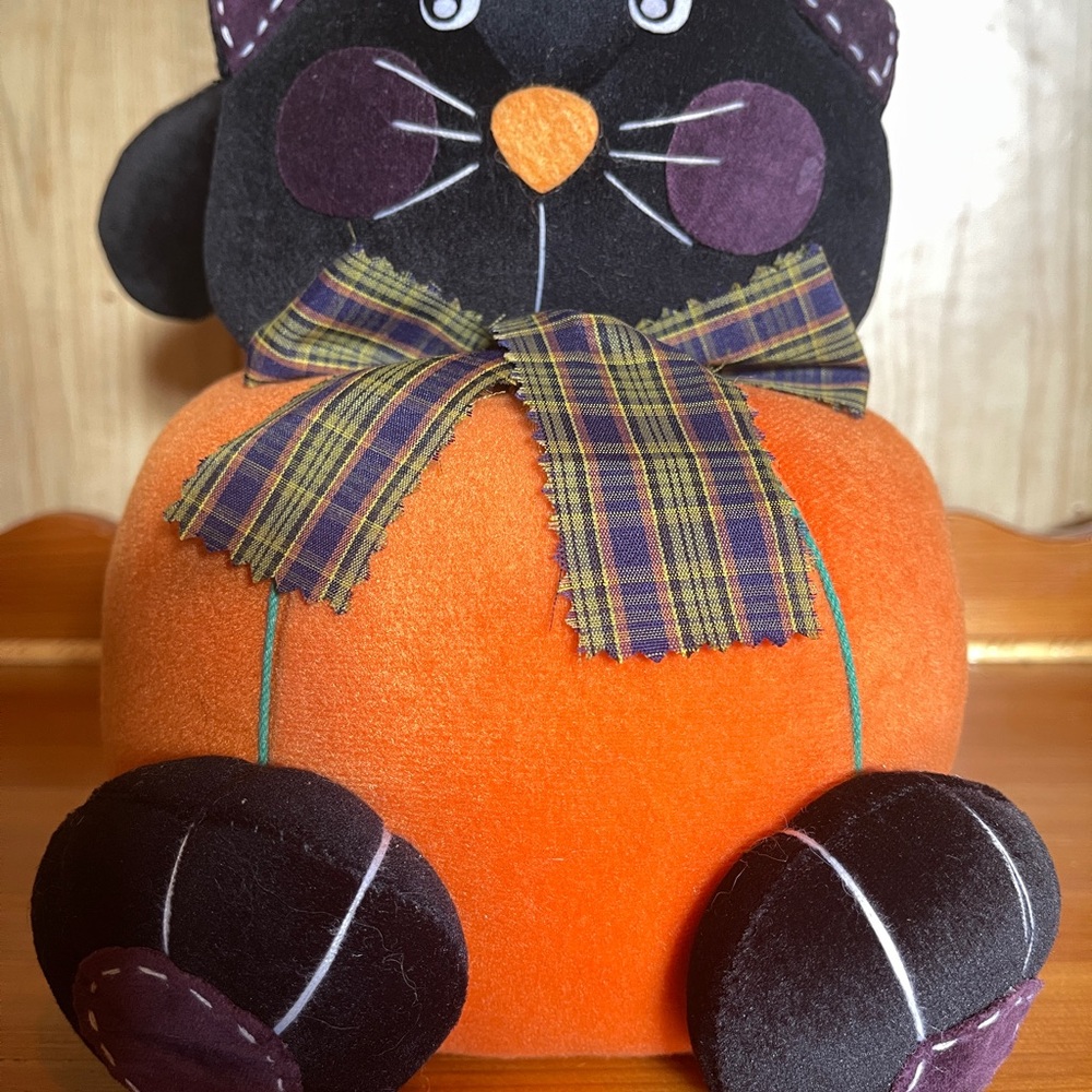 Vintage spooky hollow pumpkin black cat NOS